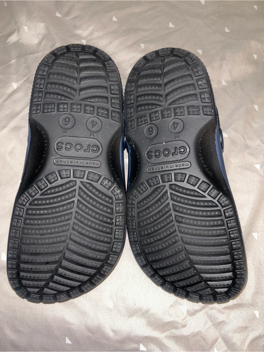 Disney Crocs - Picture 6 of 9